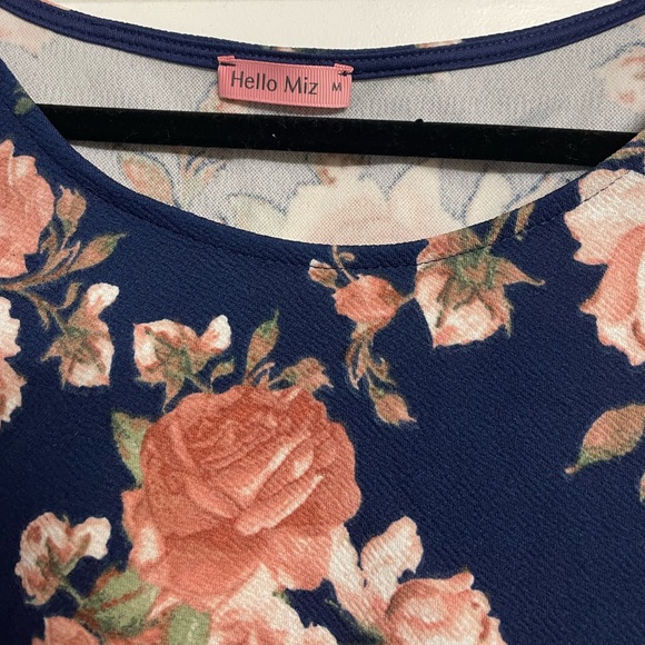 Dress - Picture 3 of 4